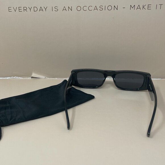 Le Specs | Recovery Sunglasses in Black - Picture 2 of 8